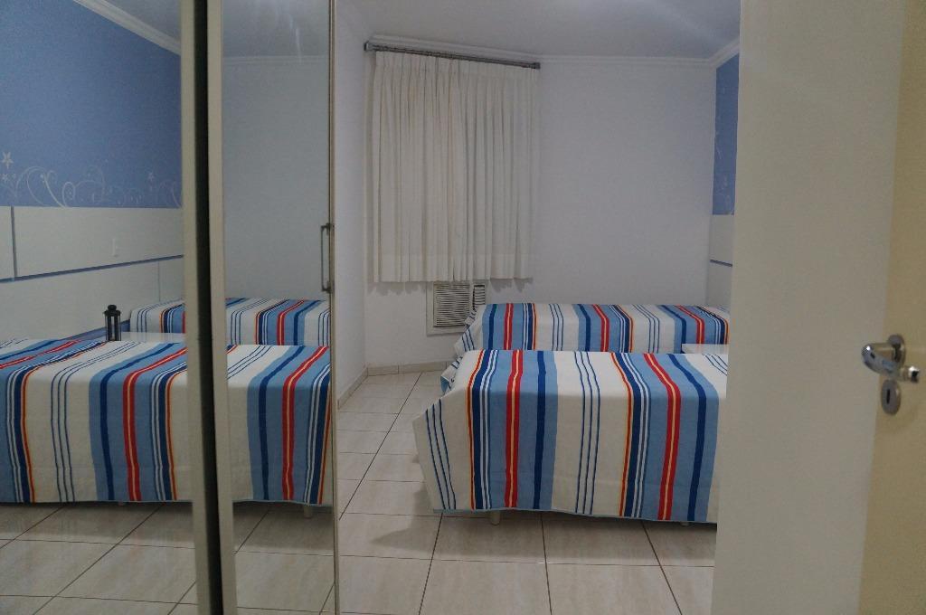 Apartamento à venda com 3 quartos, 183m² - Foto 13