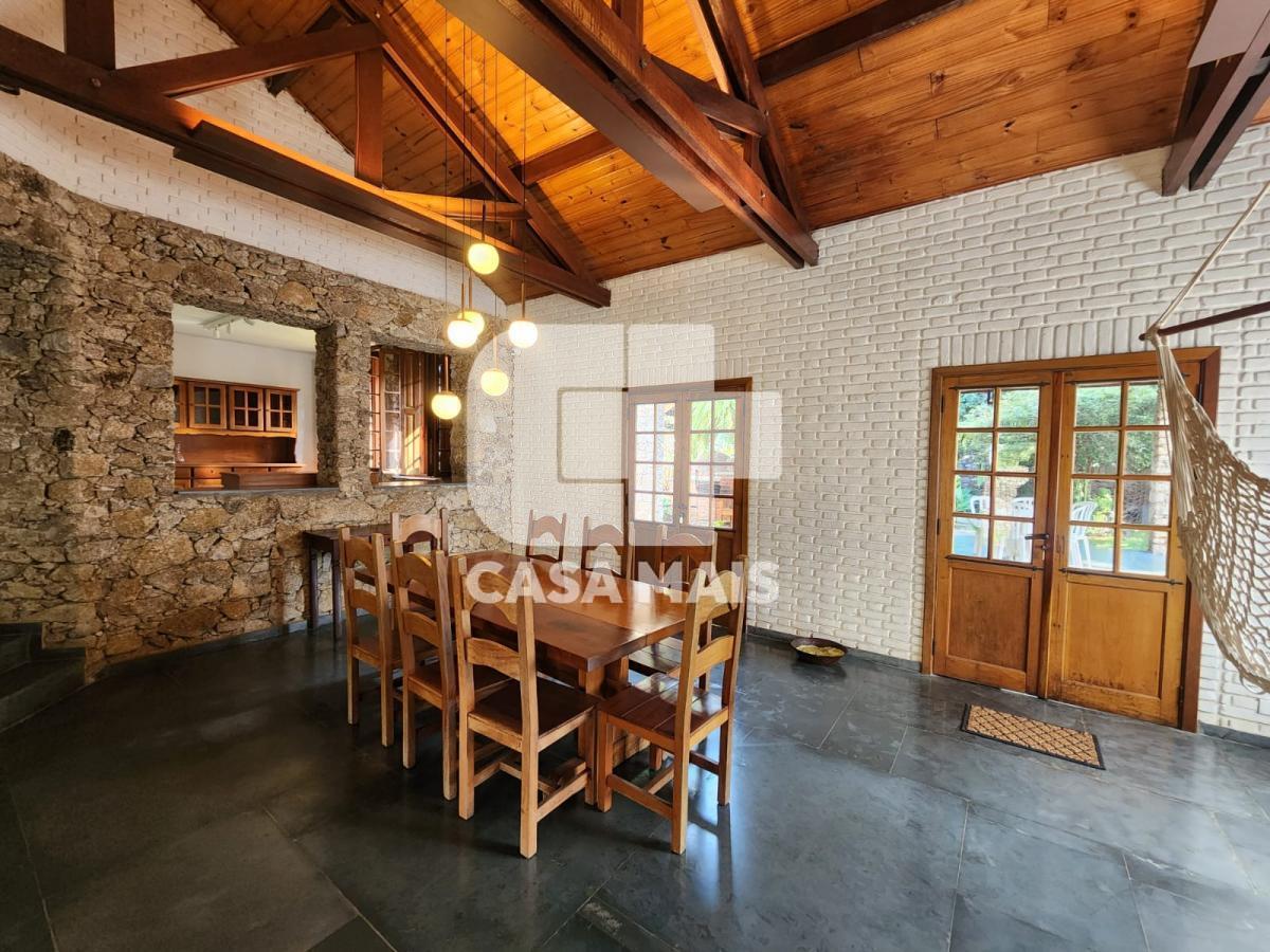 Casa de Condomínio à venda com 4 quartos, 390m² - Foto 4