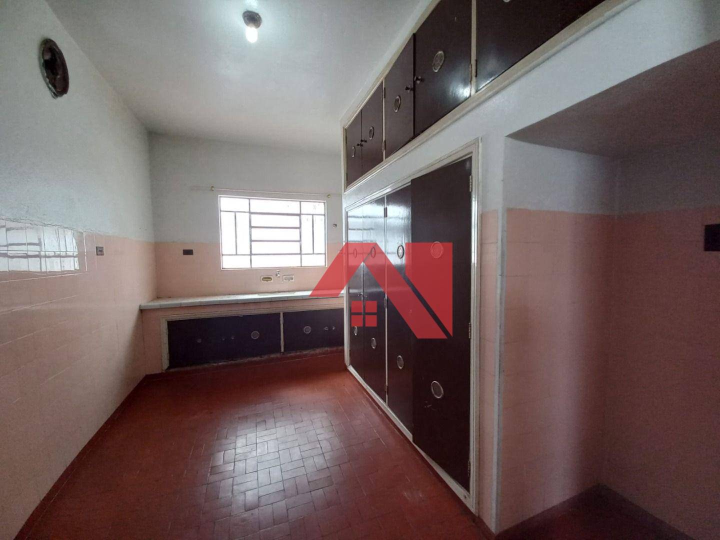 Casa à venda com 3 quartos, 180m² - Foto 13