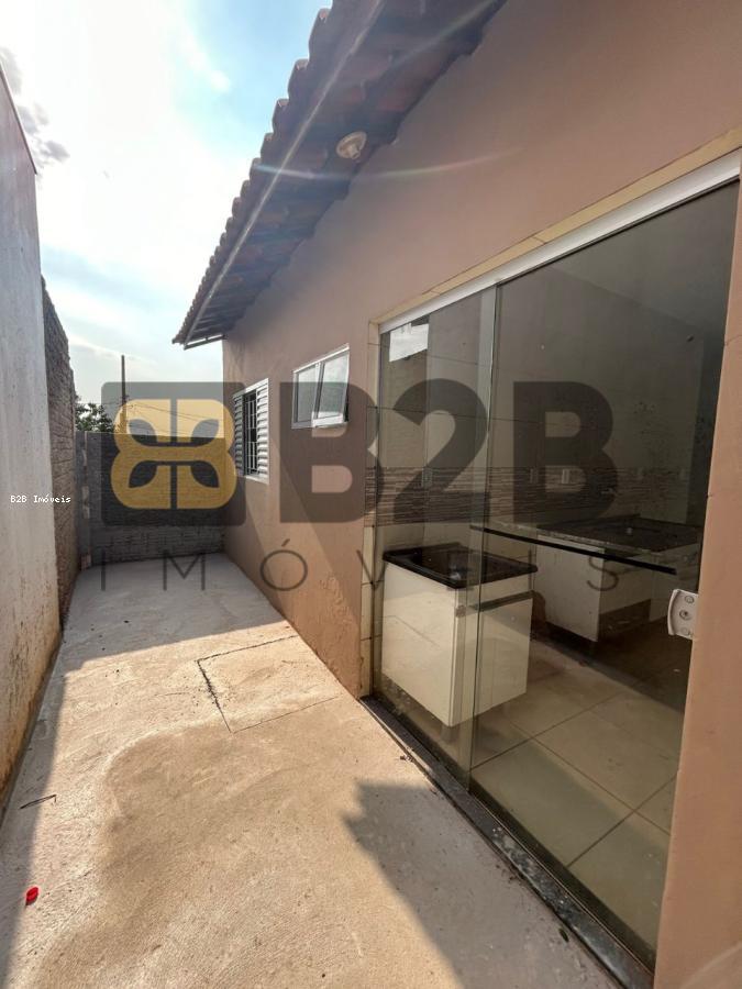 Casa à venda com 1 quarto, 150m² - Foto 4