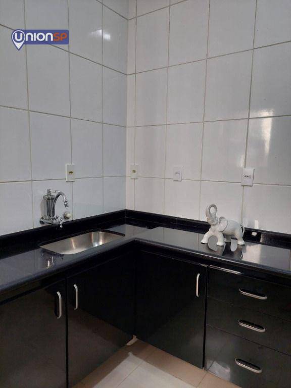 Apartamento à venda com 2 quartos, 80m² - Foto 7