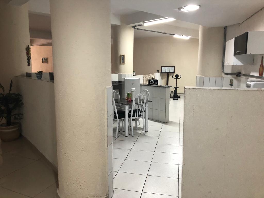 Apartamento à venda com 3 quartos, 180m² - Foto 16