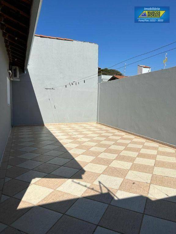 Casa para alugar com 3 quartos, 135m² - Foto 19