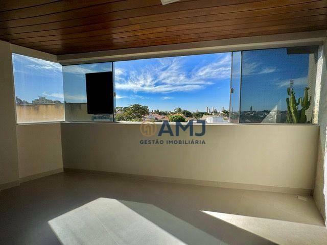 Apartamento à venda com 3 quartos, 197m² - Foto 19