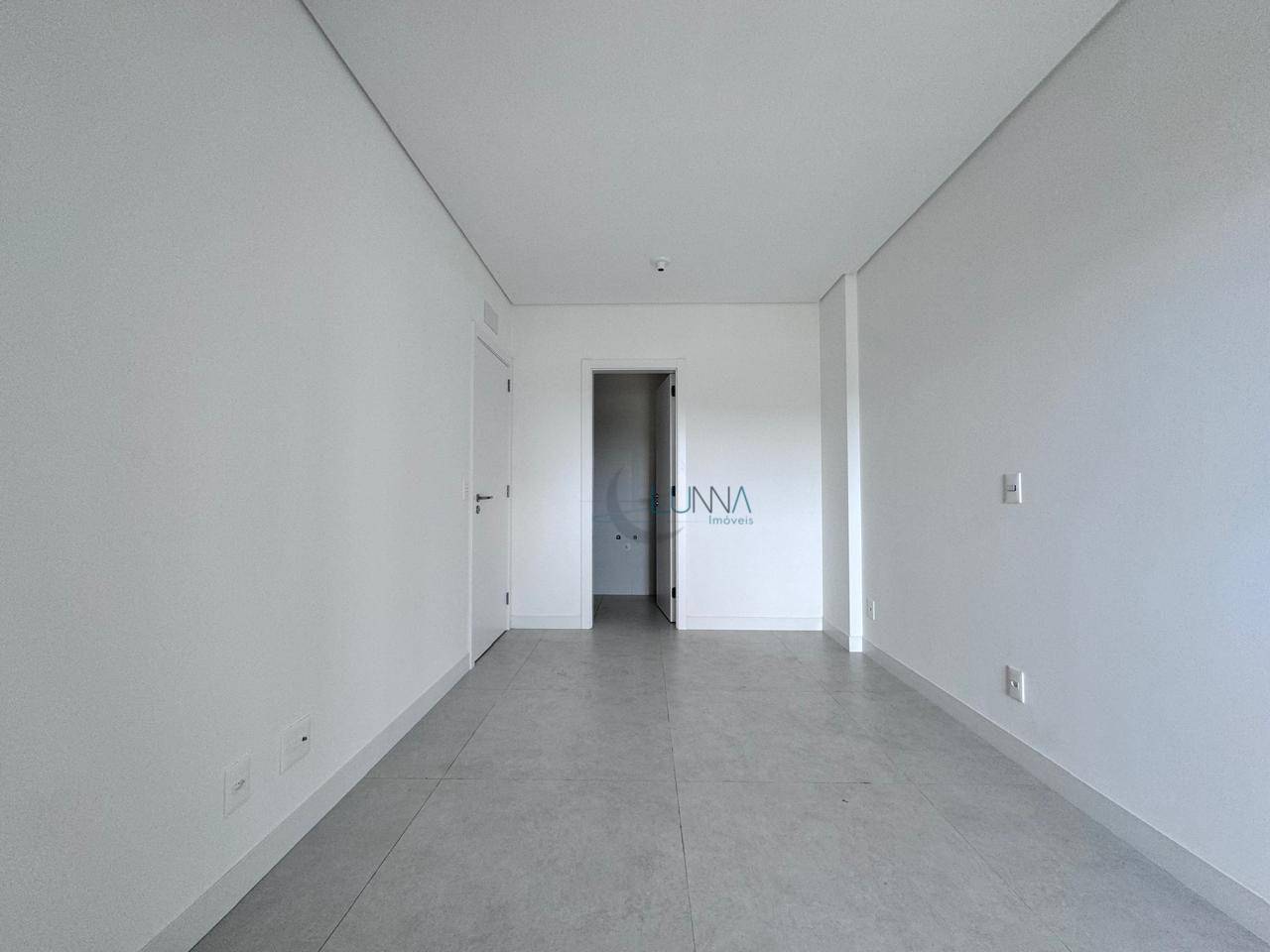 Apartamento à venda com 2 quartos, 86m² - Foto 19