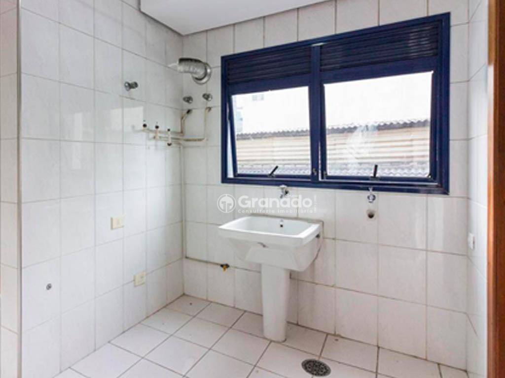 Apartamento à venda com 3 quartos, 125m² - Foto 22