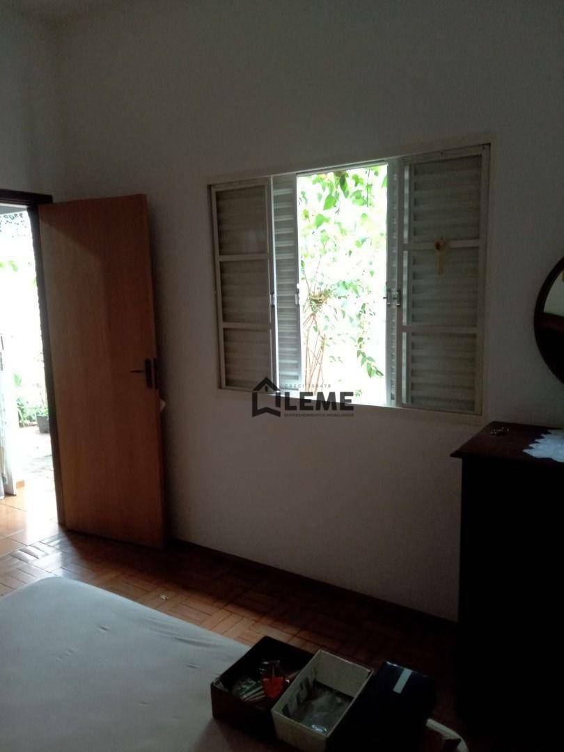 Casa à venda com 3 quartos, 193m² - Foto 28