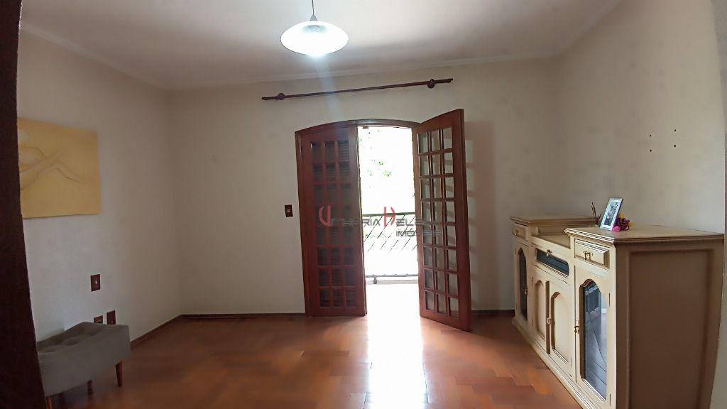 Casa para alugar com 3 quartos, 260m² - Foto 40