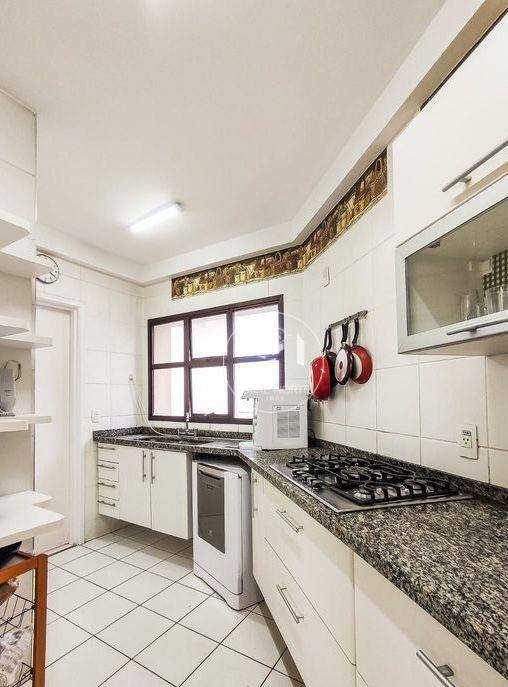 Apartamento à venda com 3 quartos, 150m² - Foto 12