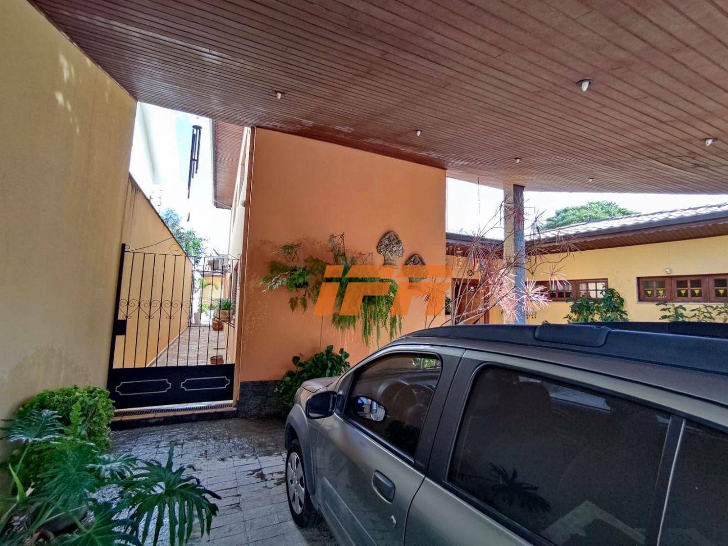 Sobrado à venda com 4 quartos, 300m² - Foto 2