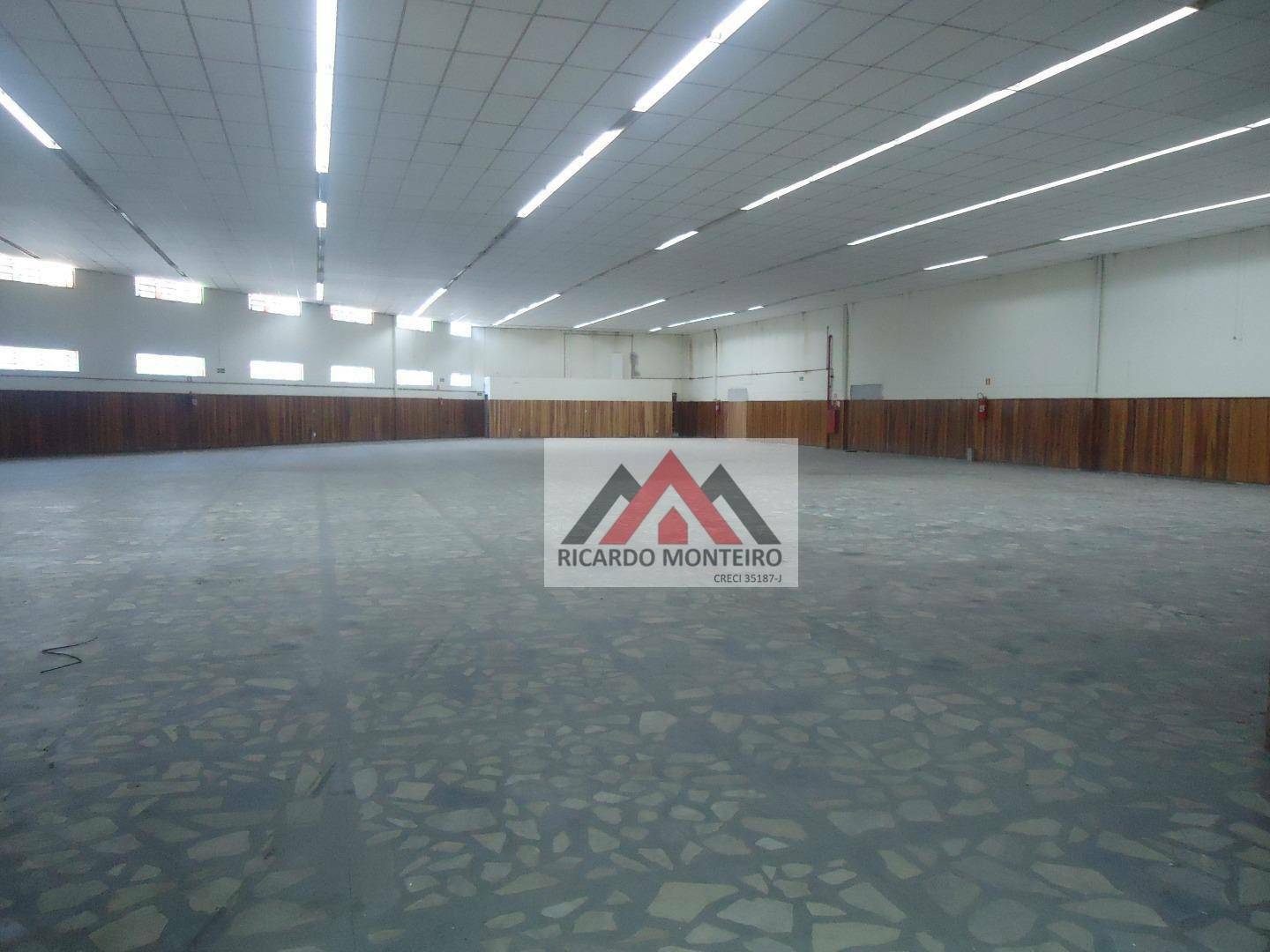 Depósito-Galpão-Armazém para alugar, 1570m² - Foto 4