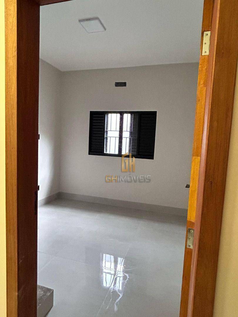 Casa à venda com 3 quartos, 170m² - Foto 14