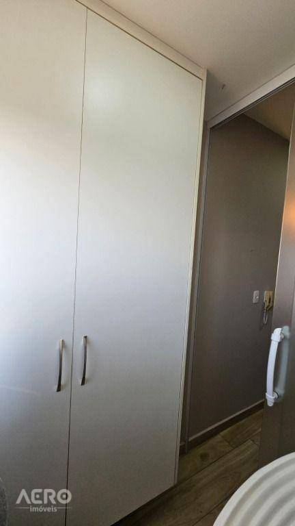 Apartamento à venda com 2 quartos, 65m² - Foto 9