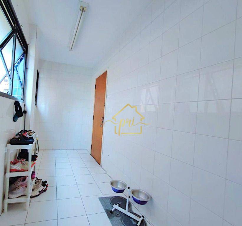 Apartamento à venda com 3 quartos, 290m² - Foto 6