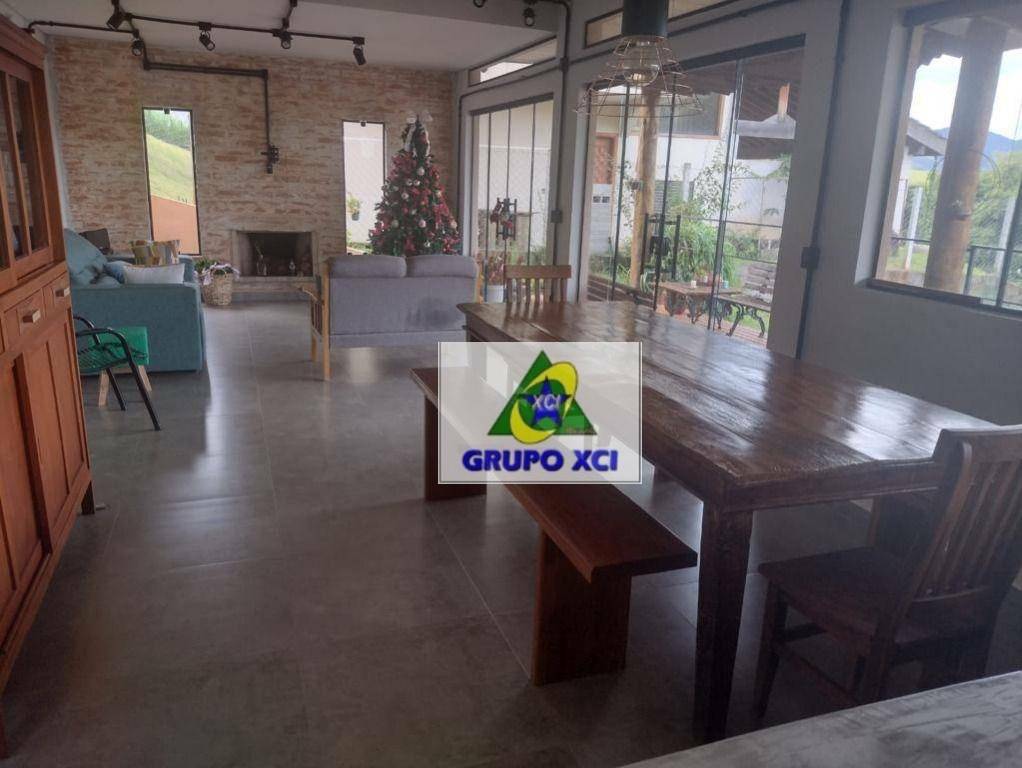 Casa de Condomínio à venda com 4 quartos, 250m² - Foto 6