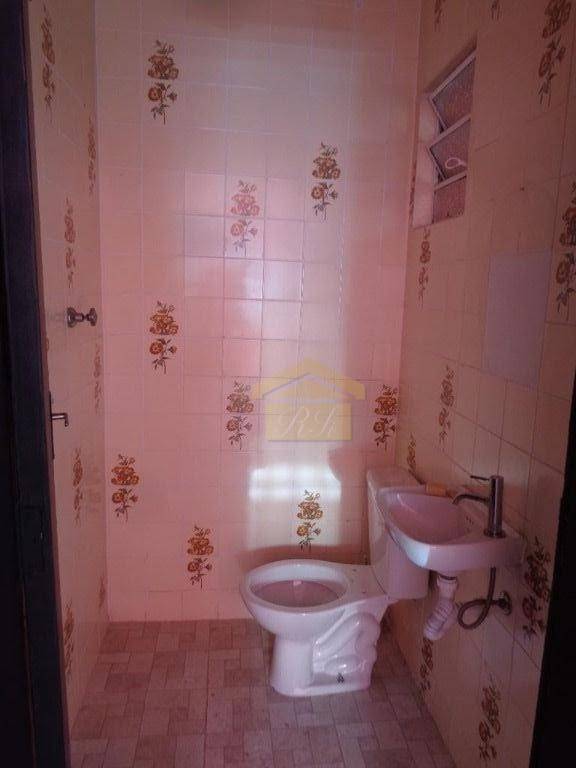 Sobrado à venda com 3 quartos, 206m² - Foto 22