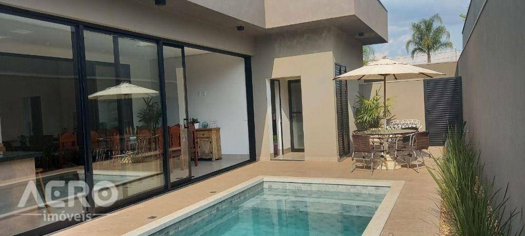 Casa de Condomínio à venda com 3 quartos, 220m² - Foto 1