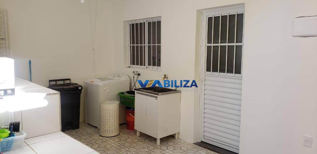 Sobrado à venda com 3 quartos, 332m² - Foto 6