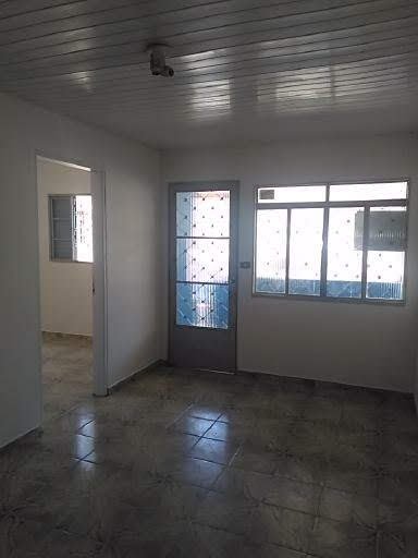 Casa à venda com 2 quartos, 80m² - Foto 1