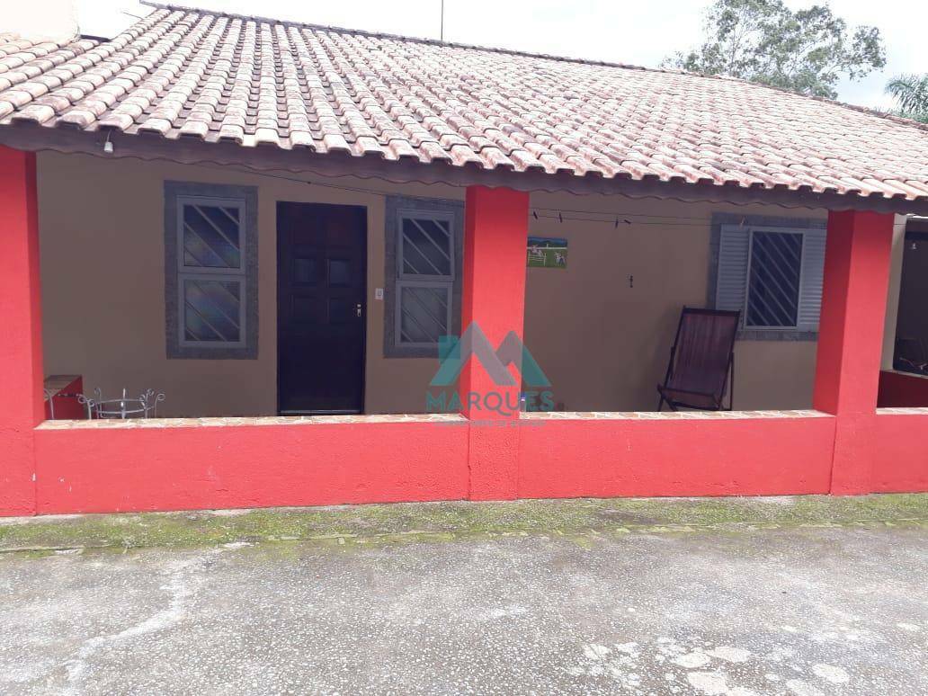 Chácara à venda com 3 quartos, 240m² - Foto 3