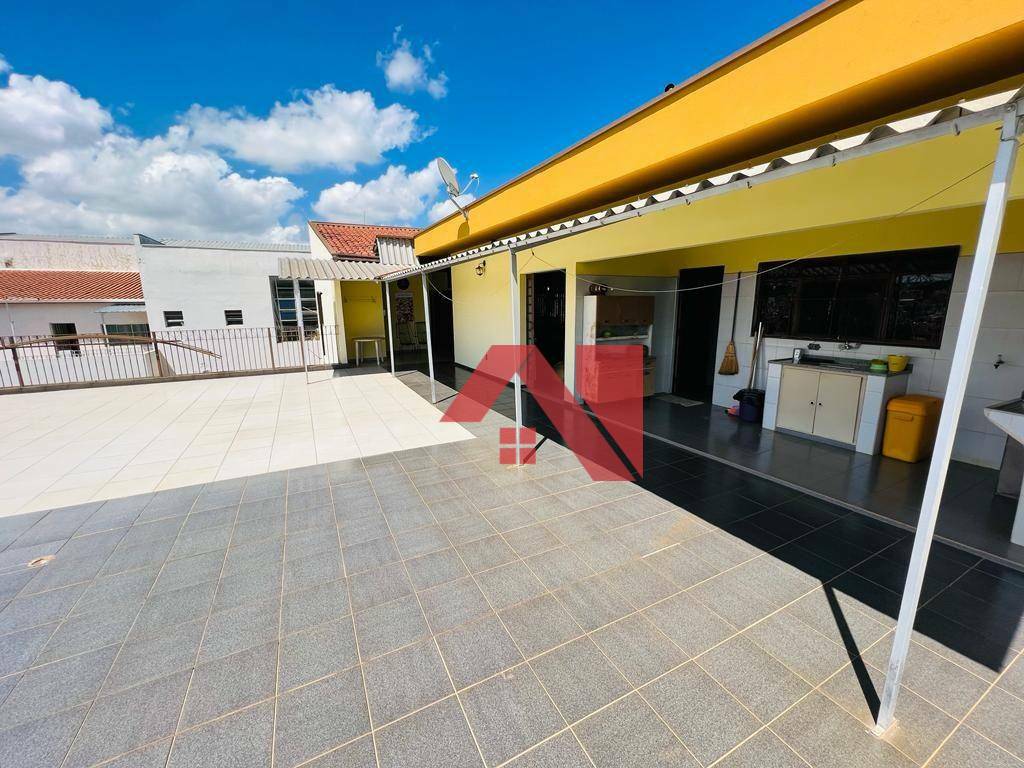 Sobrado à venda com 3 quartos, 435m² - Foto 44