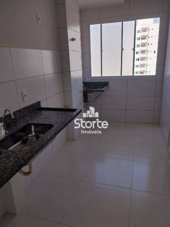 Apartamento à venda com 2 quartos, 57m² - Foto 2