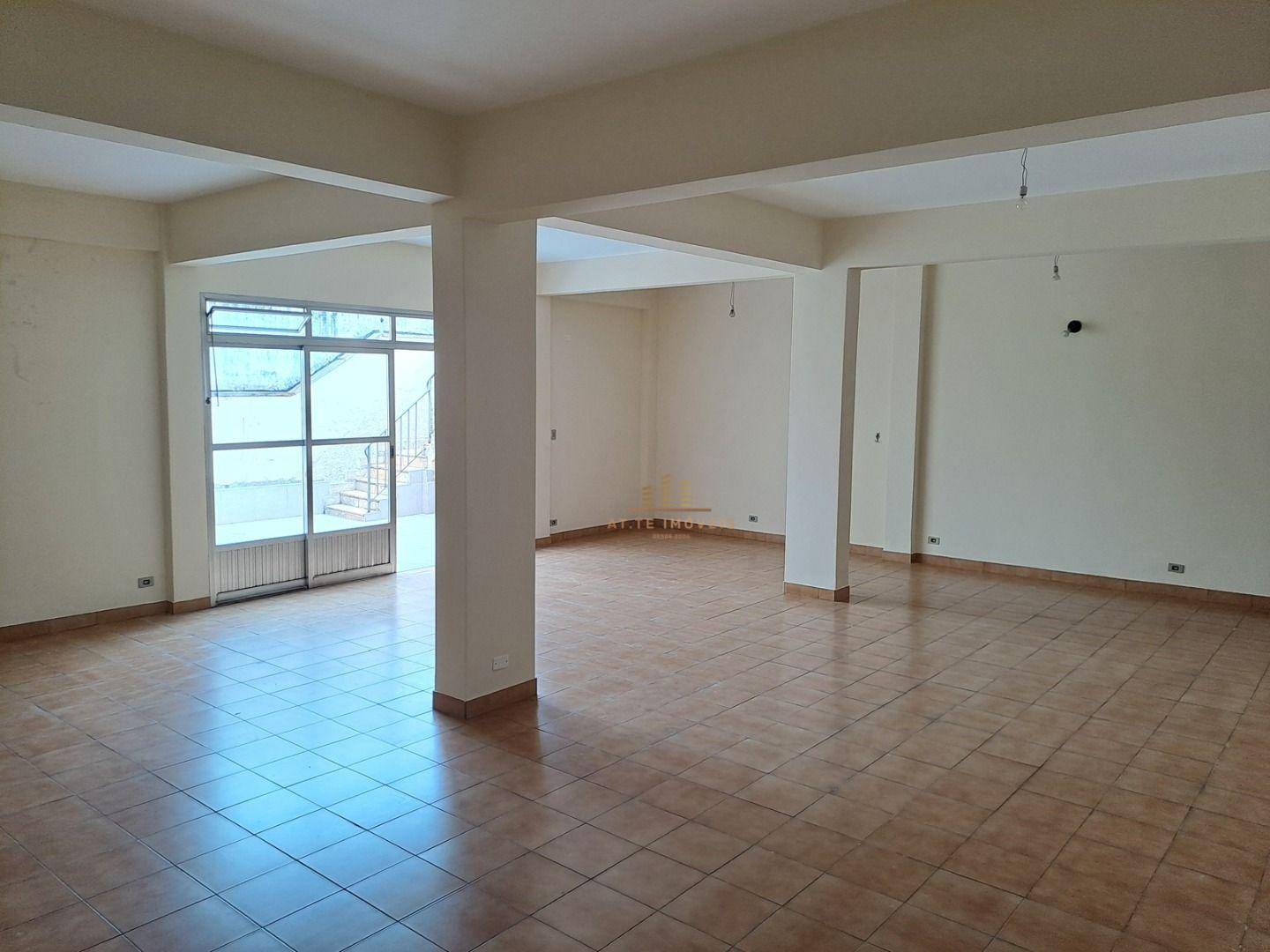 Casa à venda e aluguel com 4 quartos, 250m² - Foto 31