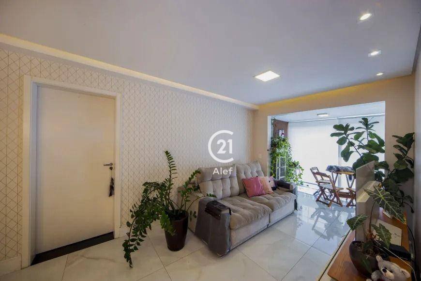 Apartamento à venda com 3 quartos, 98m² - Foto 4