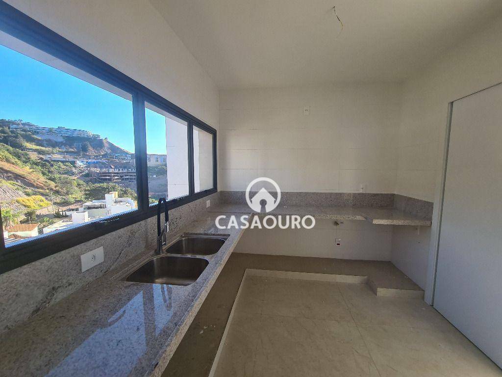 Apartamento à venda com 4 quartos, 137m² - Foto 21