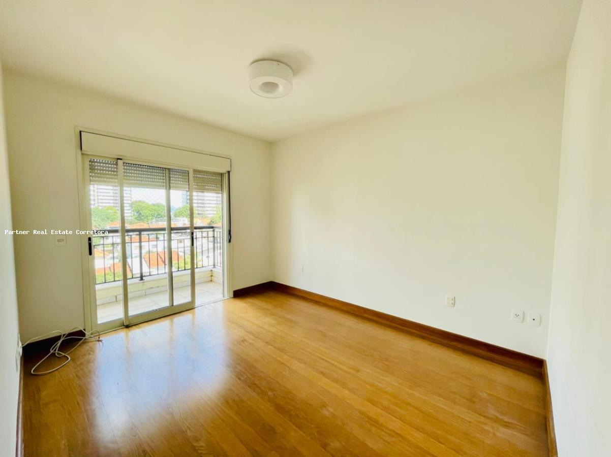 Apartamento à venda com 3 quartos, 215m² - Foto 10