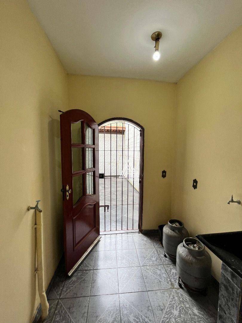 Sobrado à venda com 4 quartos, 182m² - Foto 48