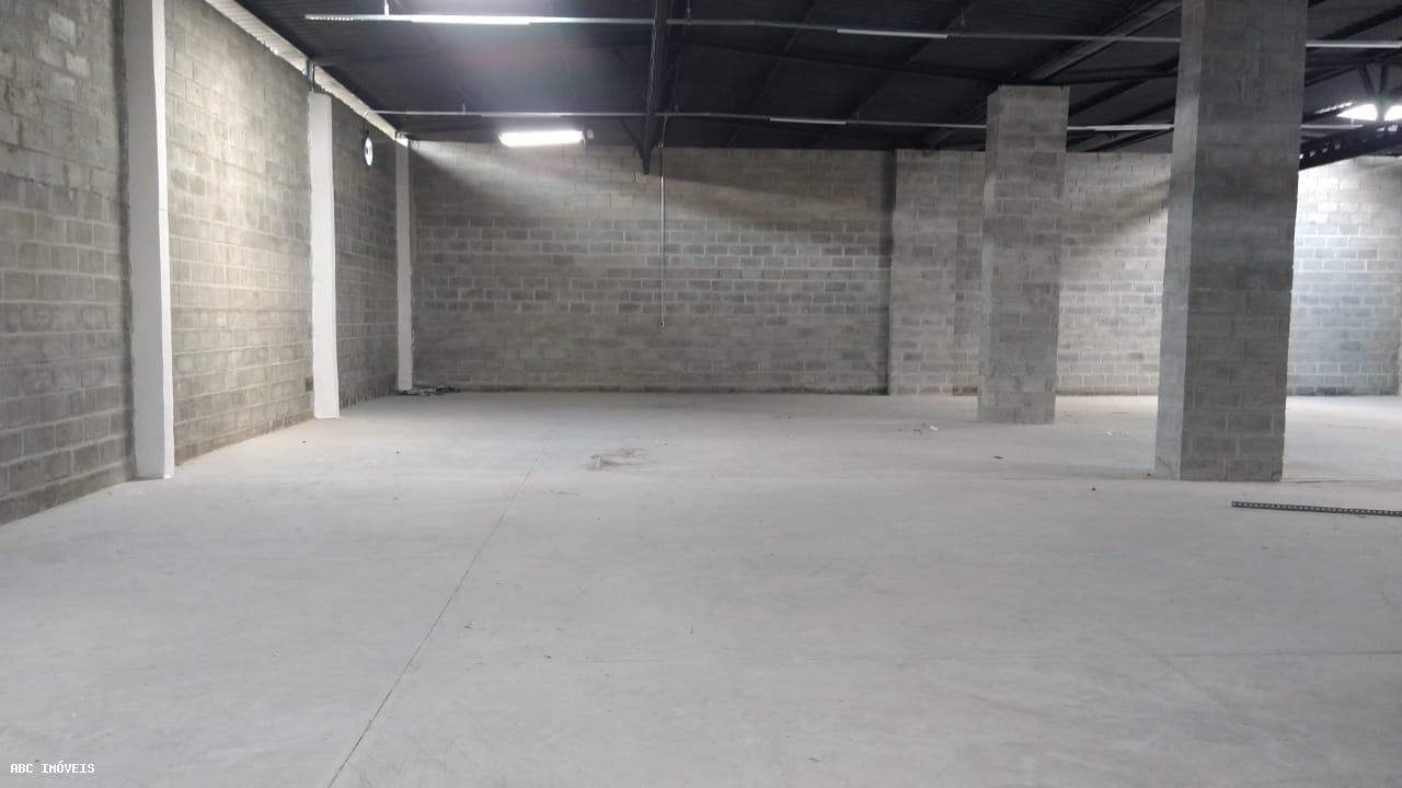 Depósito-Galpão-Armazém para alugar com 1 quarto, 200m² - Foto 8