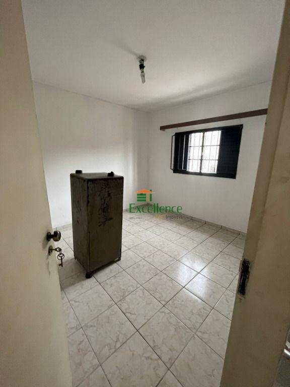 Casa à venda com 5 quartos, 175m² - Foto 47