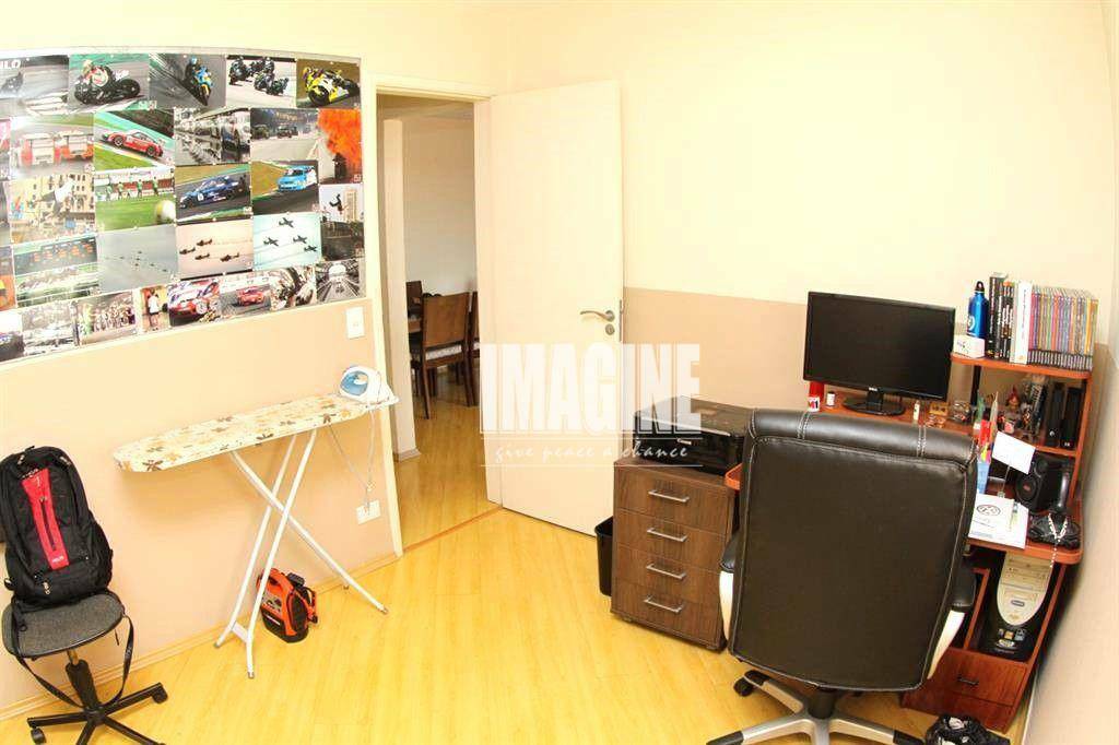 Apartamento à venda com 2 quartos, 70m² - Foto 8