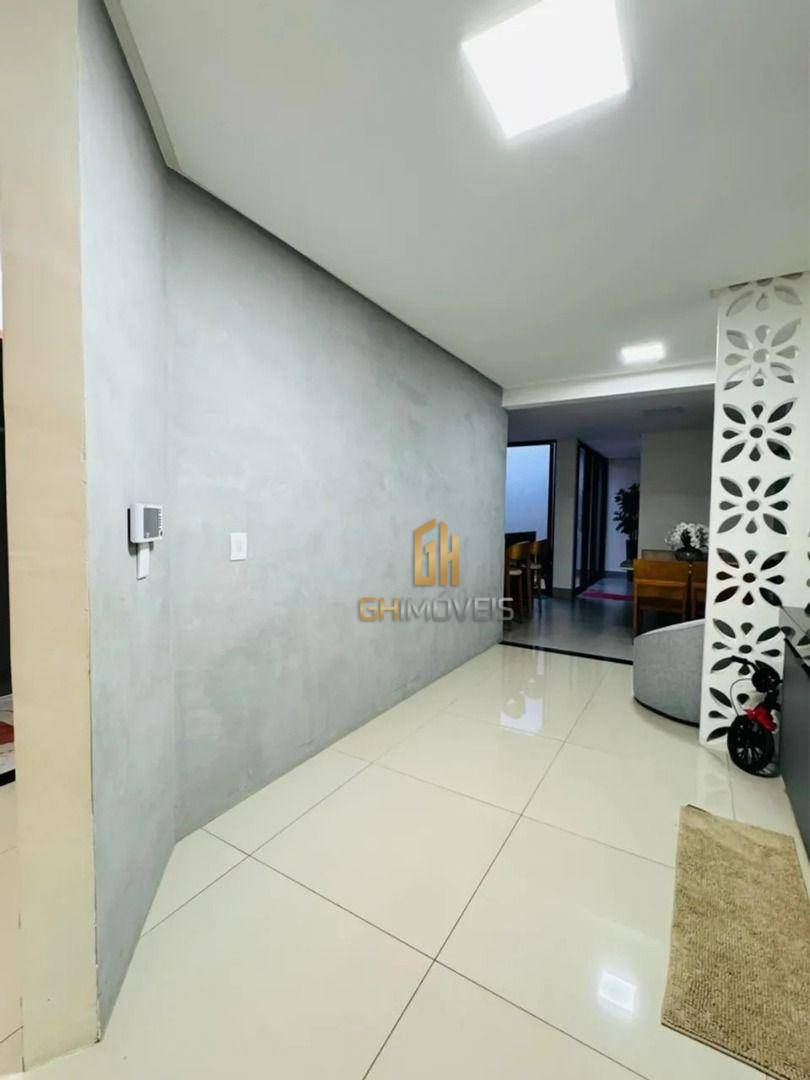 Casa à venda com 4 quartos, 135m² - Foto 7
