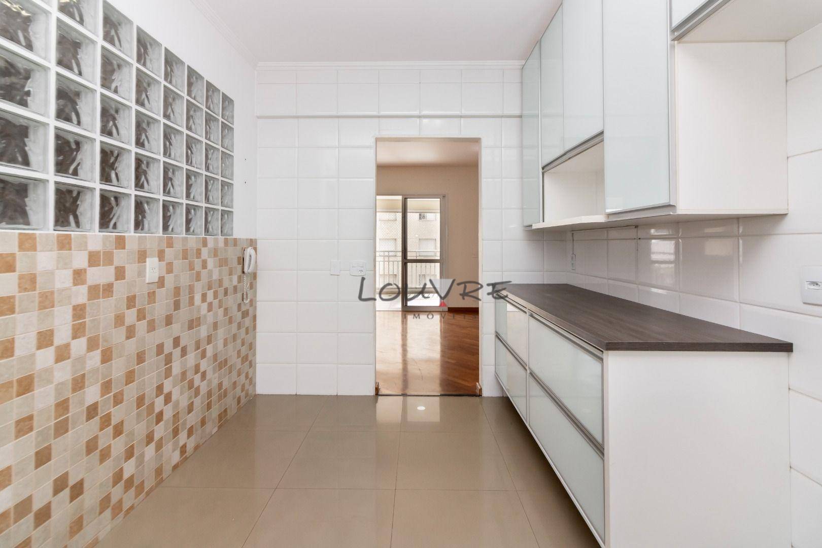 Apartamento à venda com 3 quartos, 125m² - Foto 12