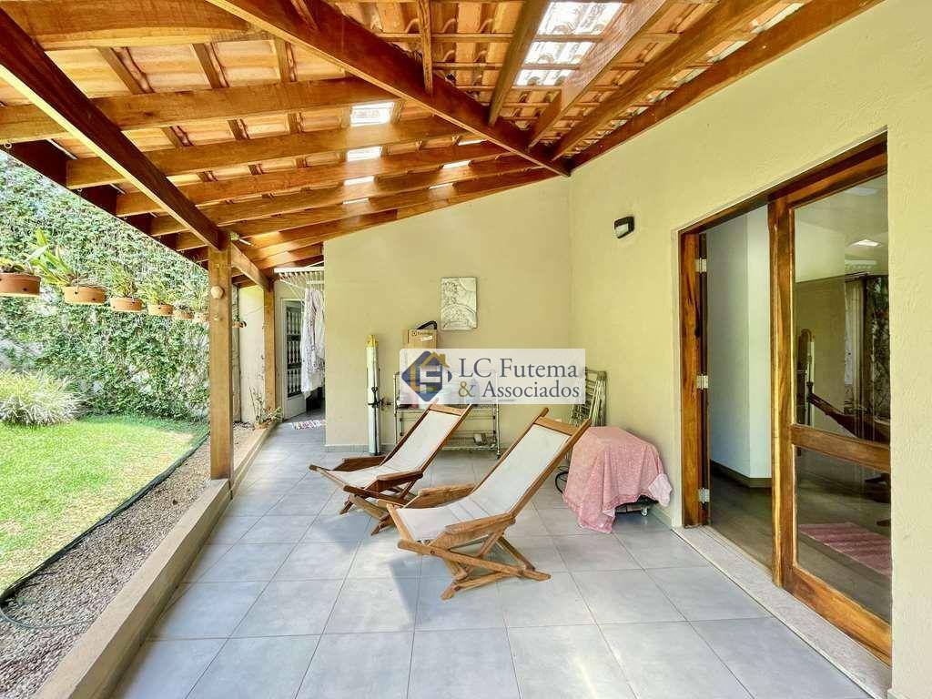 Casa de Condomínio à venda com 4 quartos, 445m² - Foto 42