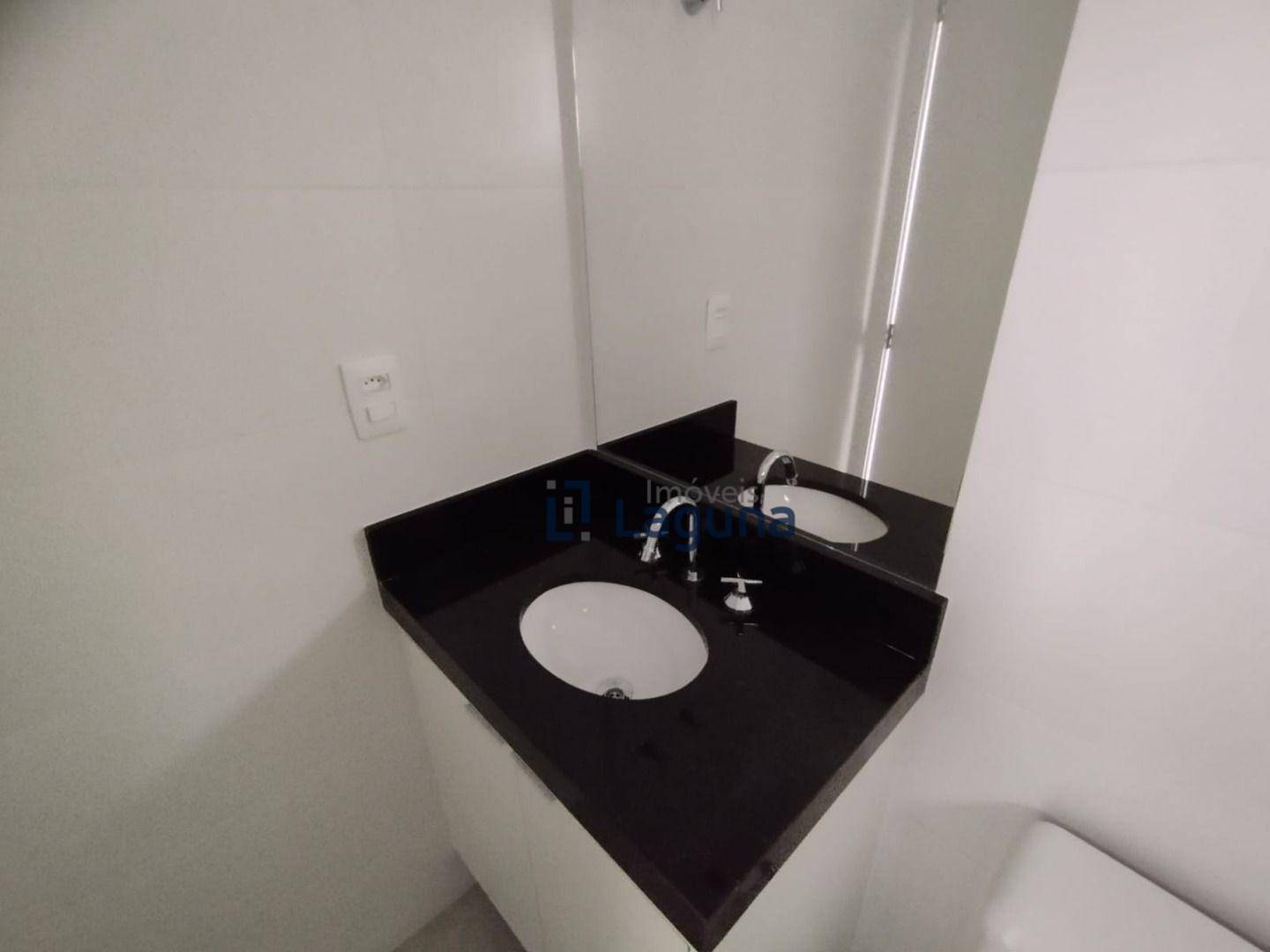 Apartamento para alugar com 2 quartos, 70m² - Foto 14