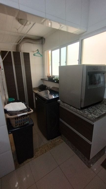 Apartamento à venda com 3 quartos, 134m² - Foto 13