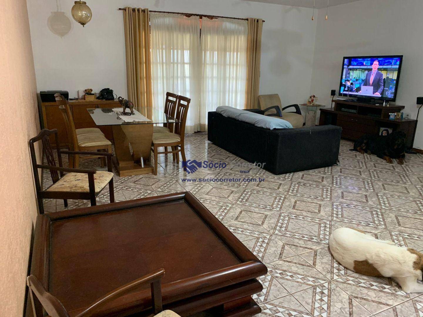 Casa de Condomínio à venda com 3 quartos, 320m² - Foto 3