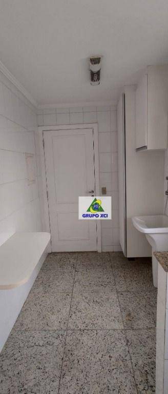 Apartamento à venda com 3 quartos, 136m² - Foto 28