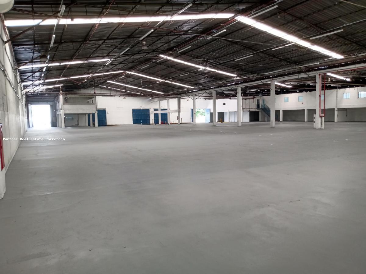 Depósito-Galpão-Armazém para alugar, 11000m² - Foto 1