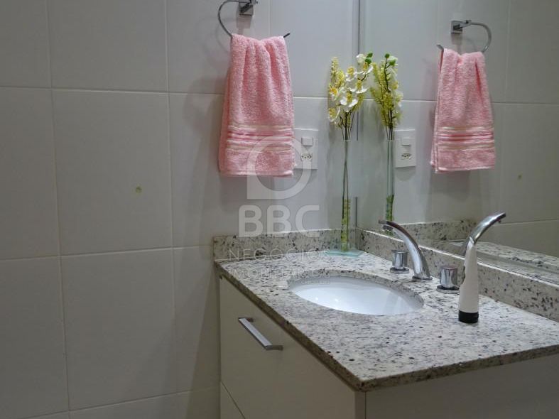 Apartamento à venda com 2 quartos, 63m² - Foto 20