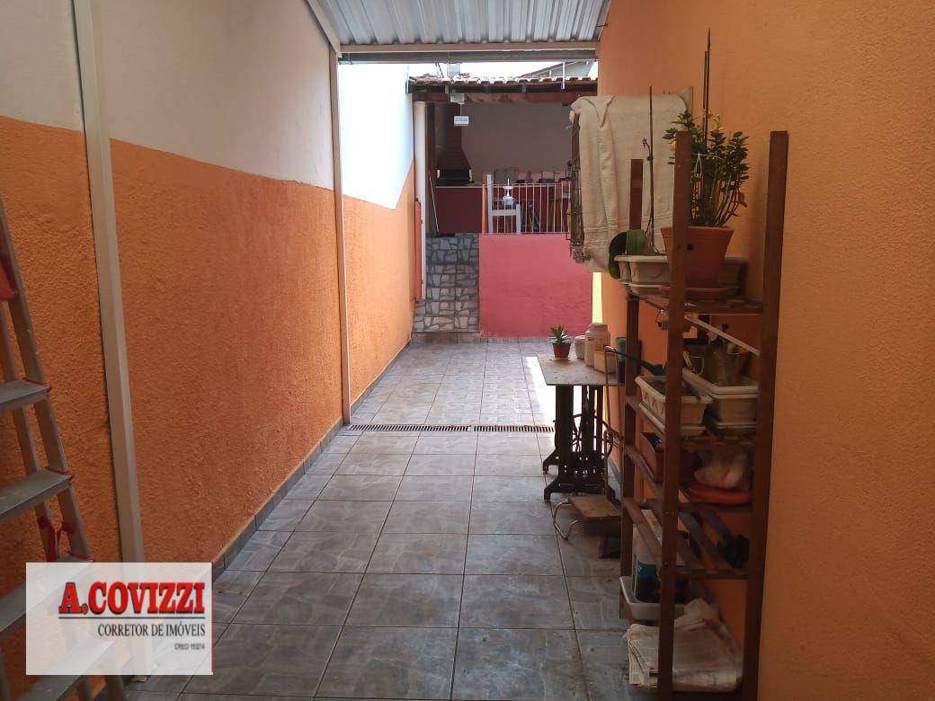 Casa à venda com 3 quartos, 127m² - Foto 10