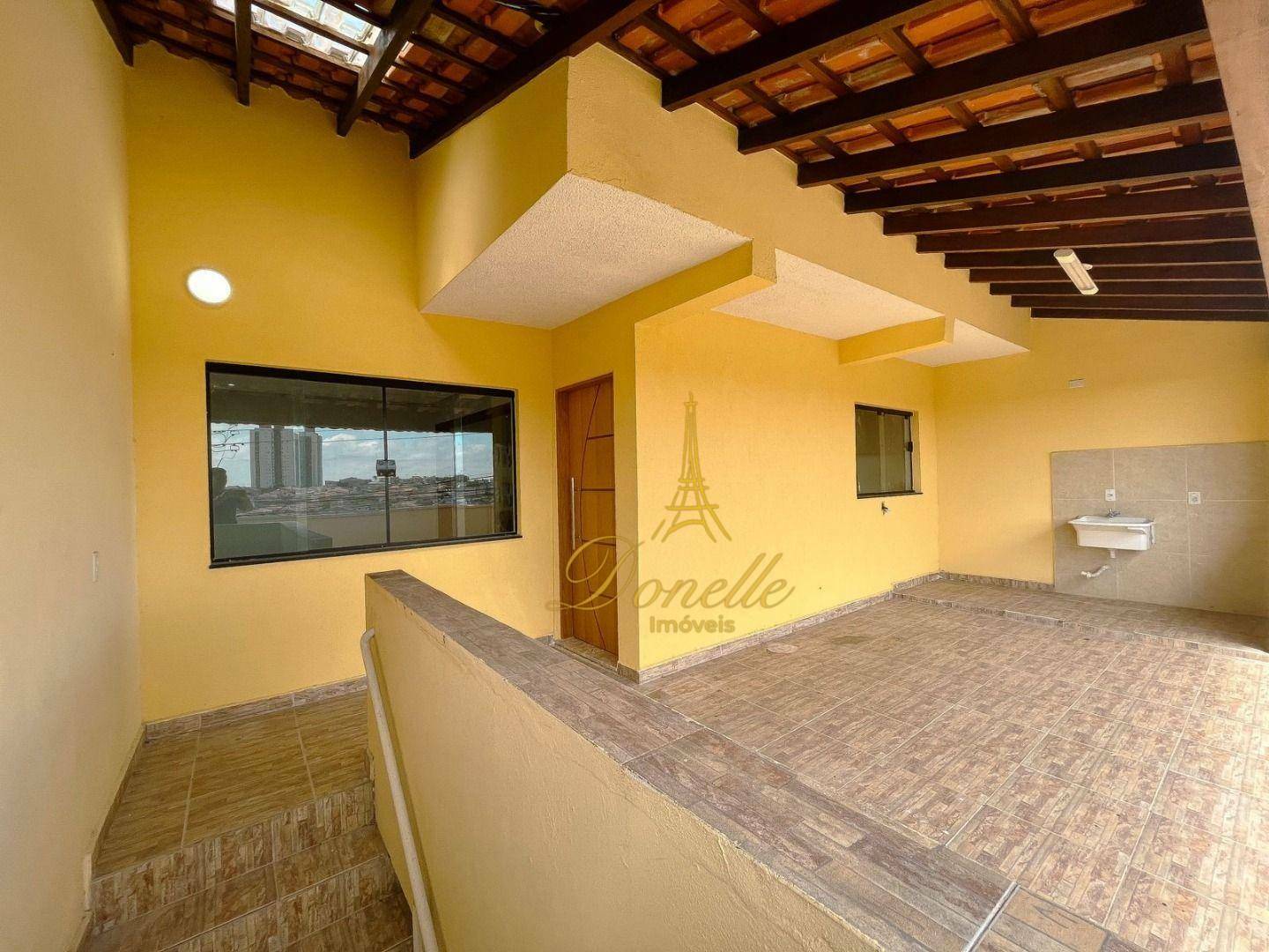 Casa à venda e aluguel com 3 quartos, 150m² - Foto 4