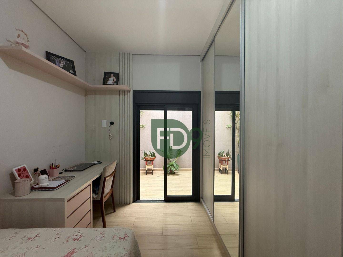 Casa à venda com 3 quartos, 225m² - Foto 46