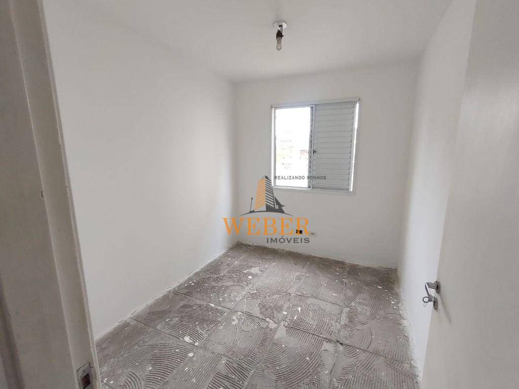 Apartamento à venda com 2 quartos, 47m² - Foto 4