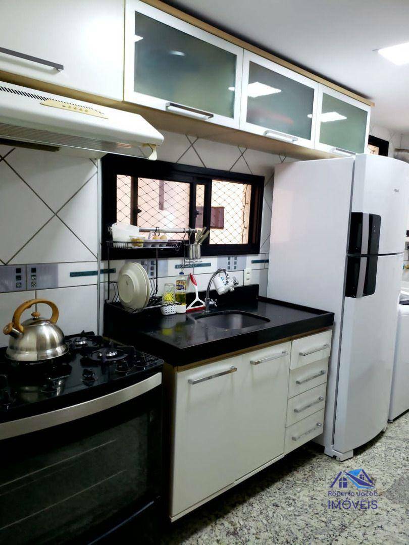 Apartamento à venda com 3 quartos, 90m² - Foto 4