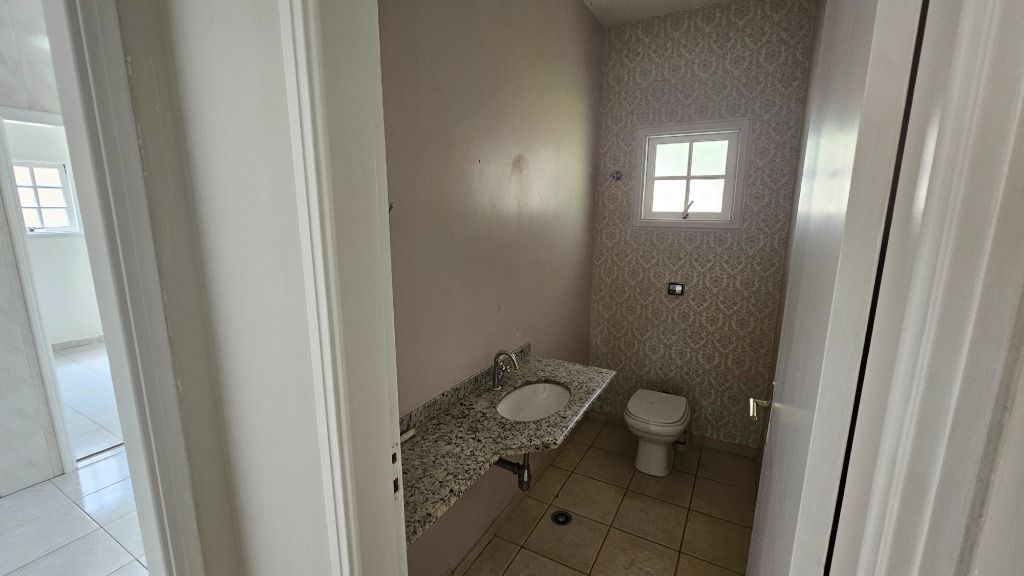 Casa de Condomínio para alugar com 6 quartos, 450m² - Foto 75