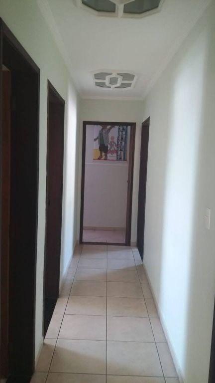 Apartamento à venda com 3 quartos, 140m² - Foto 8